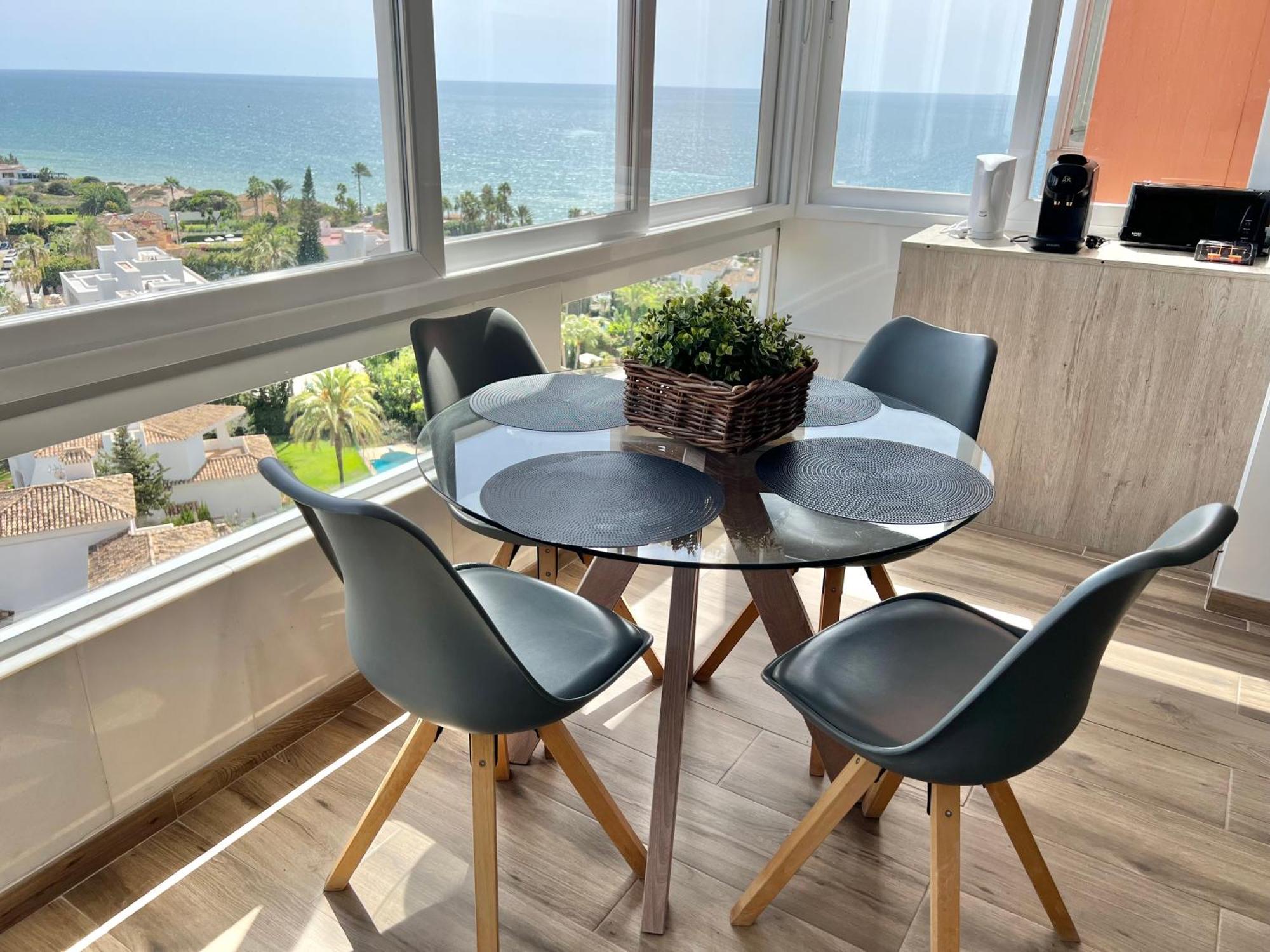 Marbella Beachfront - Beachside Apartment With Stunning Sea Views Exterior photo
